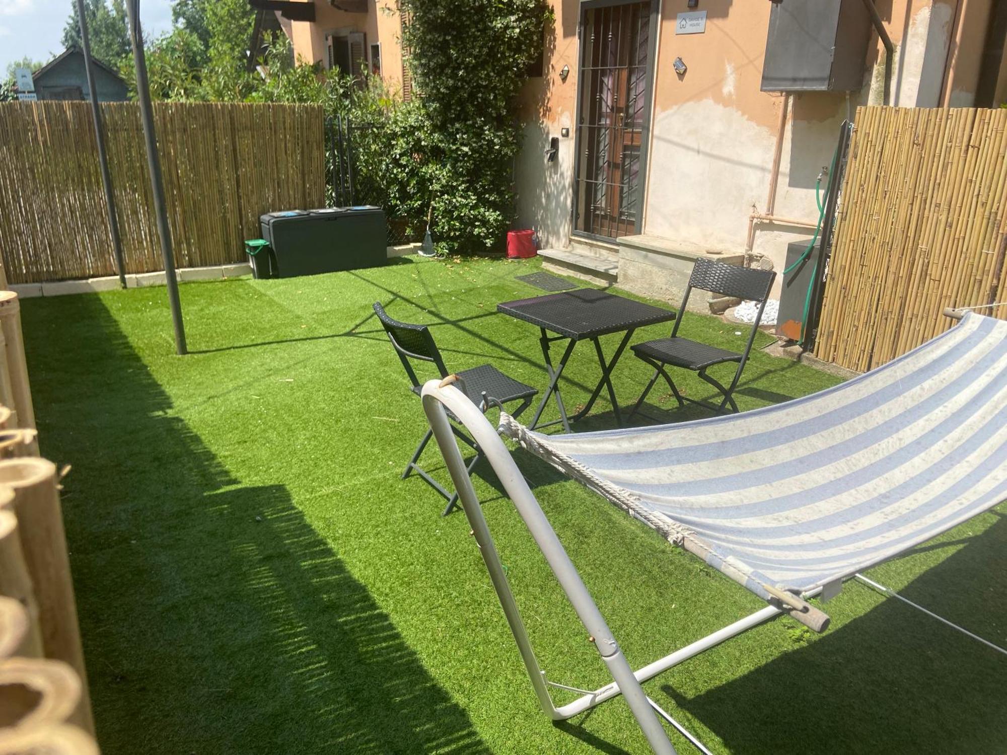 Casa in corte con ampio spazio all’aperto Casatenovo Esterno foto